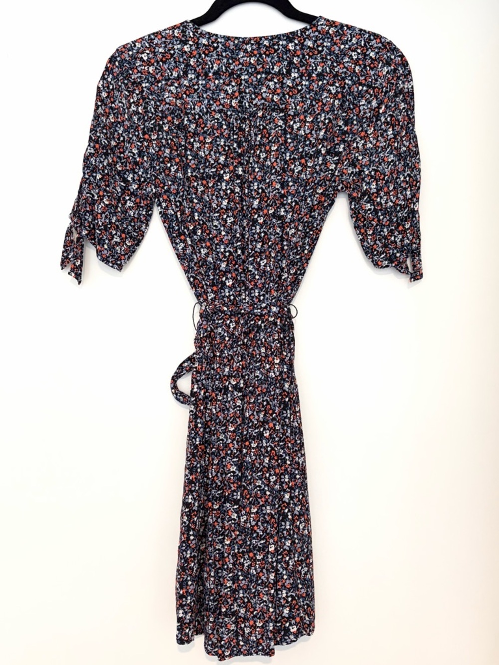 GAP Floral Midi Dress Small Tie Waist Short Sleeve Navy Red Boho - Picture 2 of 3